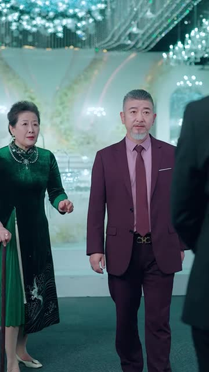 女儿受辱我怒闯前妻婚礼(82集) 女儿受辱我怒闯前妻婚礼(82集)短剧全集秒播无卡顿