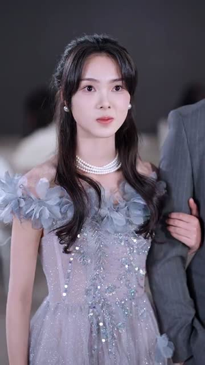 闪婚后夫人她不装了丨80集全集短剧免费观看