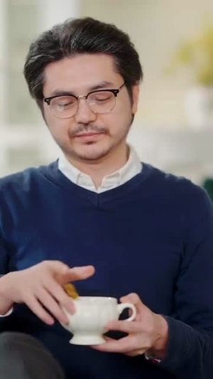 掌心牢笼丨84集全集短剧一键观看