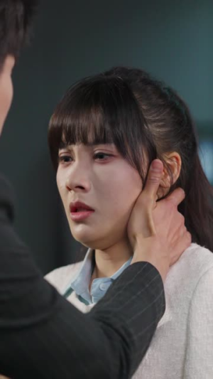 越界交易丨70集免费短剧完整剧情观看