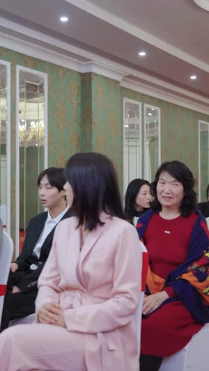 玉华留影暖晨晖丨70集精彩剧情网页直播