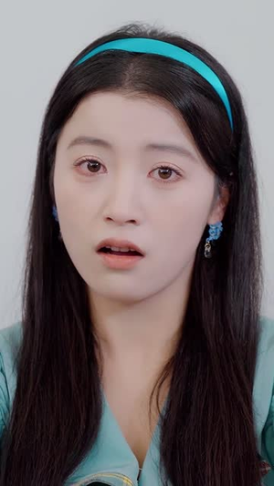 打脸偷画魂的绿茶师妹丨30集高清流畅短剧随时享