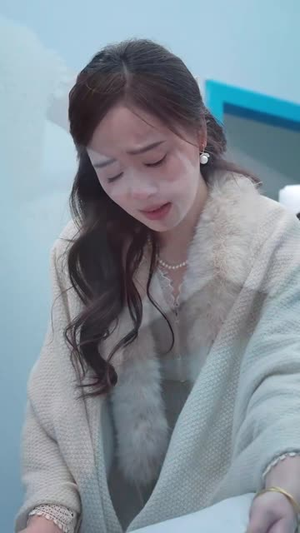 婆婆病危后老公忙着和白月光一家团圆丨30集短剧热播点击即播