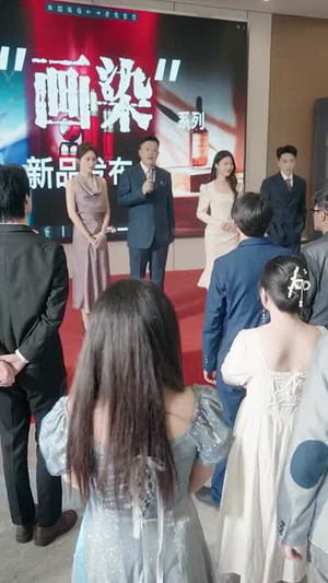 天价小萌妻丨71集全集短剧一键观看